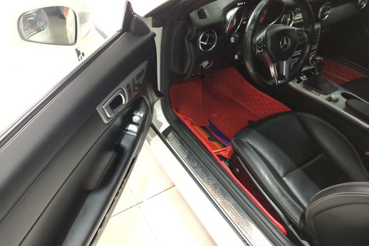 Used Mercedes-Benz SLK-Class 2011 SLK 200 Fashion Model Driver Seat