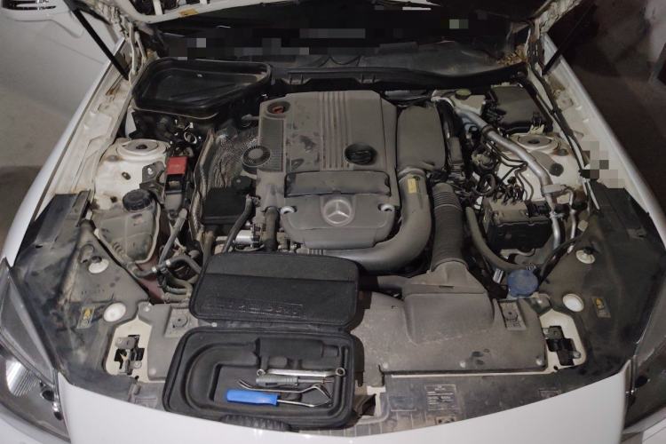 Used Mercedes-Benz SLK-Class 2011 SLK 200 Fashion Model Engine Bay