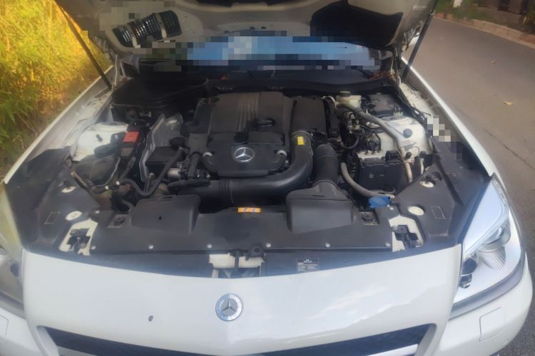 Used Mercedes-Benz SLK-Class 2011 SLK 200 Fashion Model Engine Bay