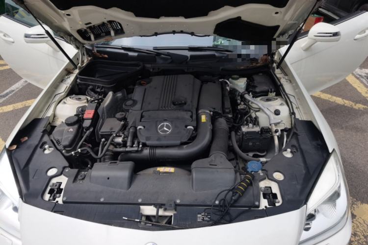 Used Mercedes-Benz SLK-Class 2011 SLK 200 Fashion Model Engine Bay
