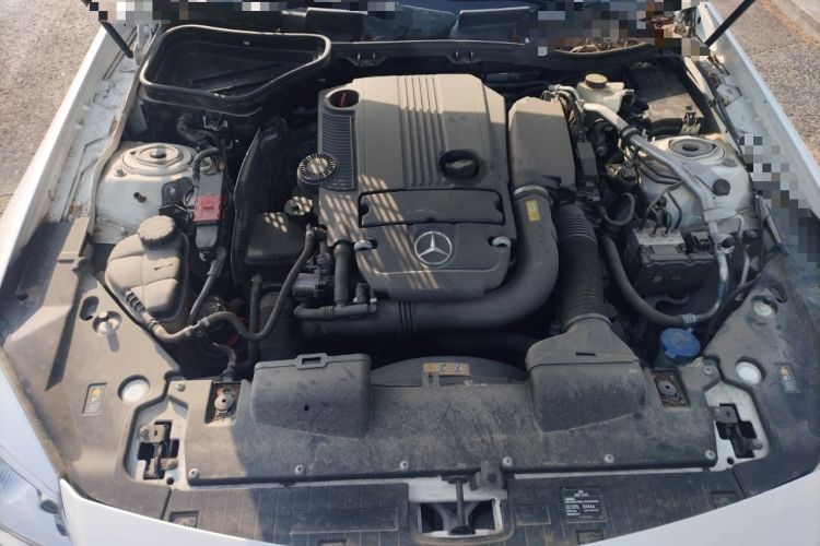 Used Mercedes-Benz SLK-Class 2011 SLK 200 Fashion Model Engine Bay