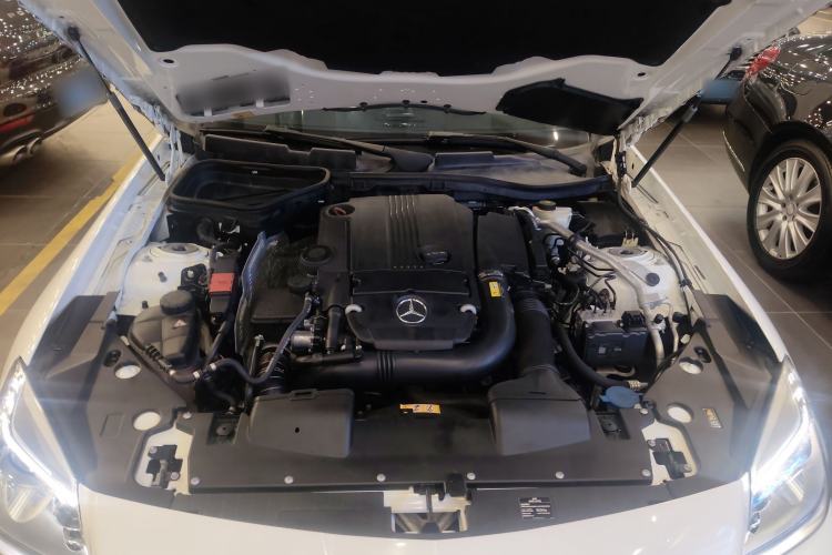 Used Mercedes-Benz SLK-Class 2011 SLK 200 Fashion Model Engine Bay