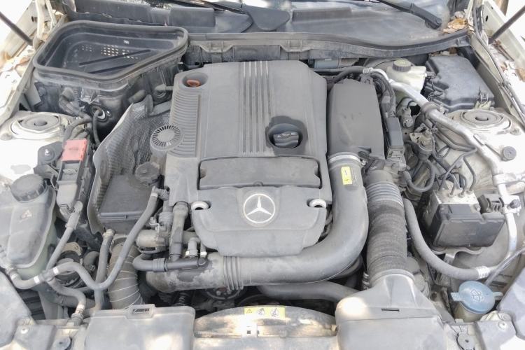 Used Mercedes-Benz SLK-Class 2011 SLK 200 Fashion Model Engine Bay