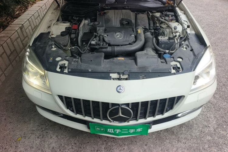 Used Mercedes-Benz SLK-Class 2011 SLK 200 Fashion Model Engine Bay
