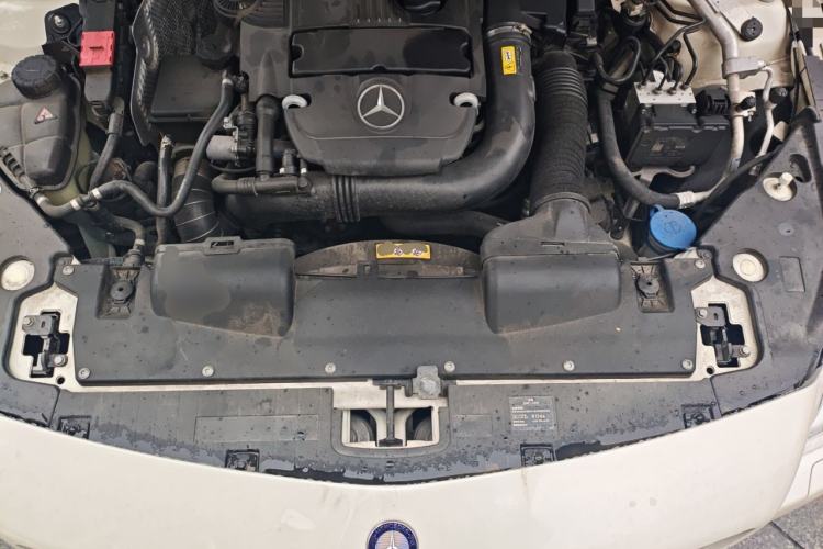 Used Mercedes-Benz SLK-Class 2011 SLK 200 Fashion Model Engine Bay