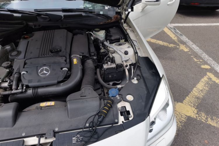 Used Mercedes-Benz SLK-Class 2011 SLK 200 Fashion Model Engine Bay Left