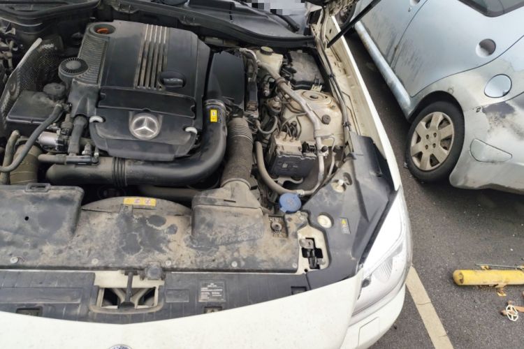 Used Mercedes-Benz SLK-Class 2011 SLK 200 Fashion Model Engine Bay Left
