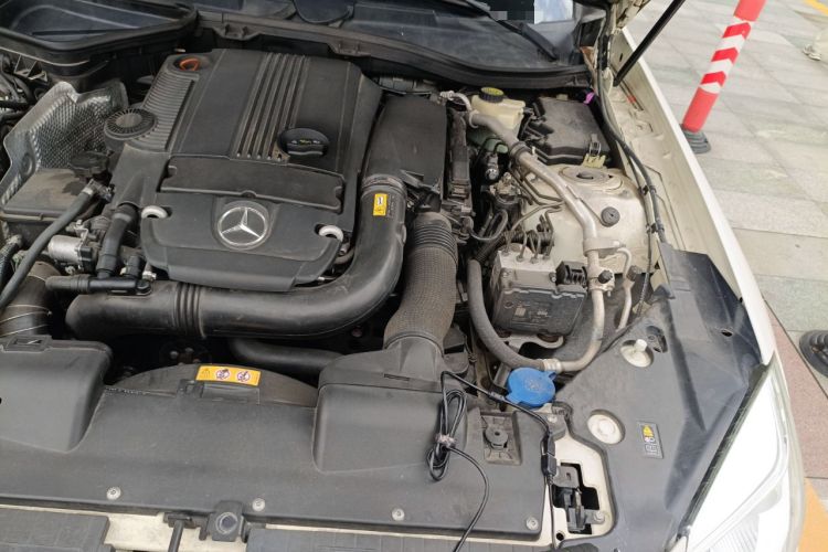 Used Mercedes-Benz SLK-Class 2011 SLK 200 Fashion Model Engine Bay Left