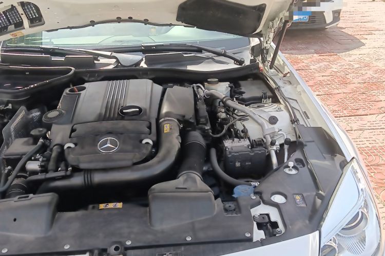 Used Mercedes-Benz SLK-Class 2011 SLK 200 Fashion Model Engine Bay Left