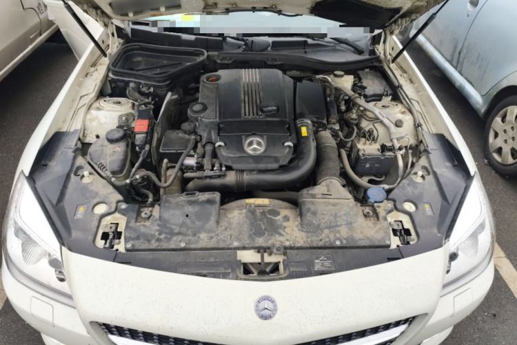 Used Mercedes-Benz SLK-Class 2011 SLK 200 Fashion Model Engine Bay