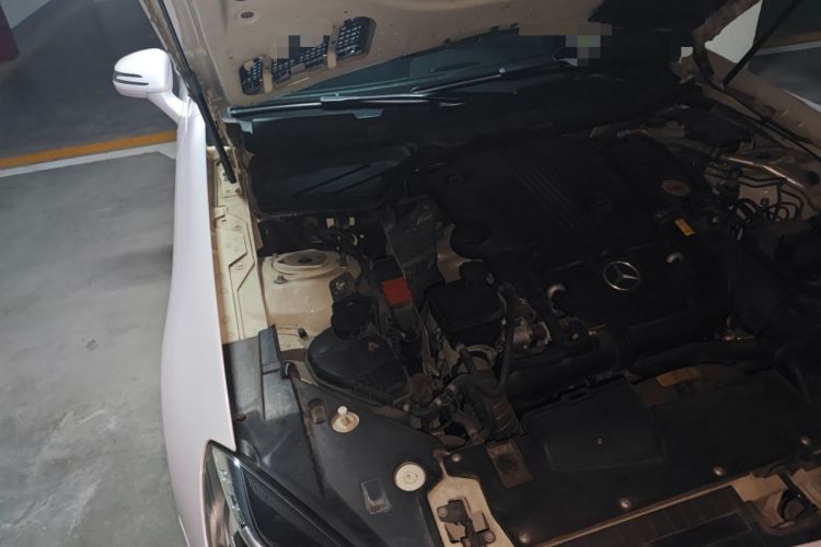 Used Mercedes-Benz SLK-Class 2011 SLK 200 Luxury Sports Model Engine Bay Right