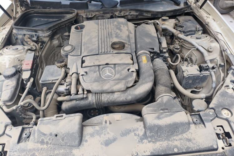 Used Mercedes-Benz SLK-Class 2011 SLK 200 Fashion Model Engine Bay