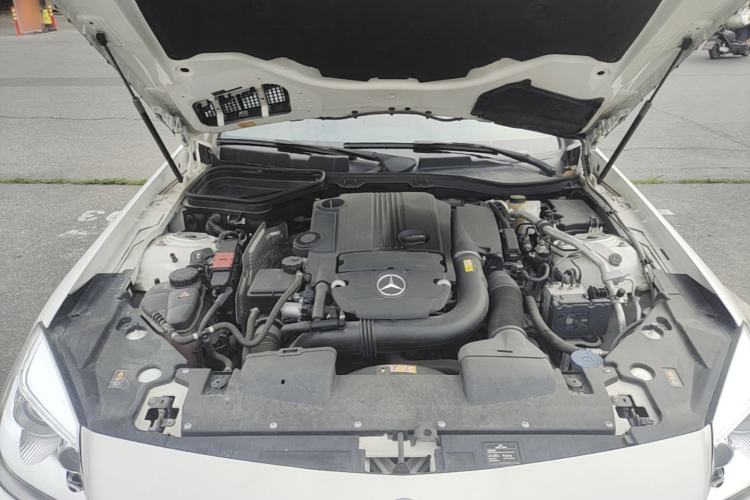 Used Mercedes-Benz SLK-Class 2011 SLK 200 Fashion Model Engine Bay