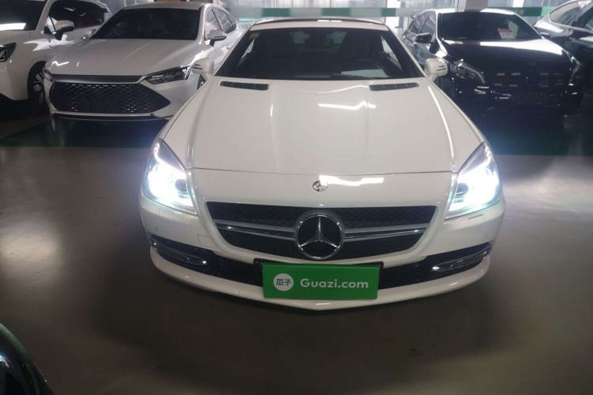 Used Mercedes-Benz SLK-Class 2011 SLK 200 Fashion Model Exterior 1