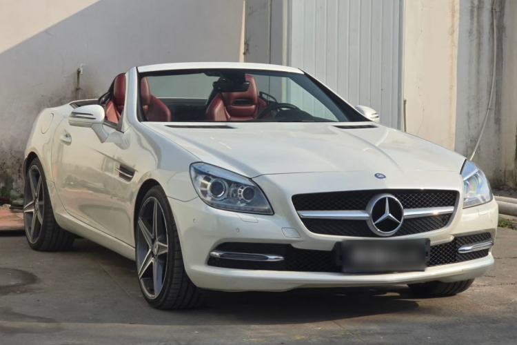 Used Mercedes-Benz SLK-Class 2011 SLK 200 Fashion Model Exterior 2