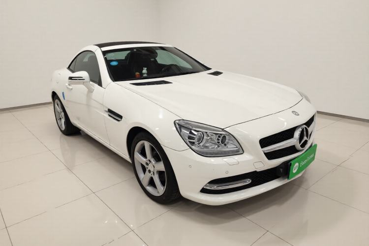 Used Mercedes-Benz SLK-Class 2011 SLK 200 Fashion Model Exterior 2
