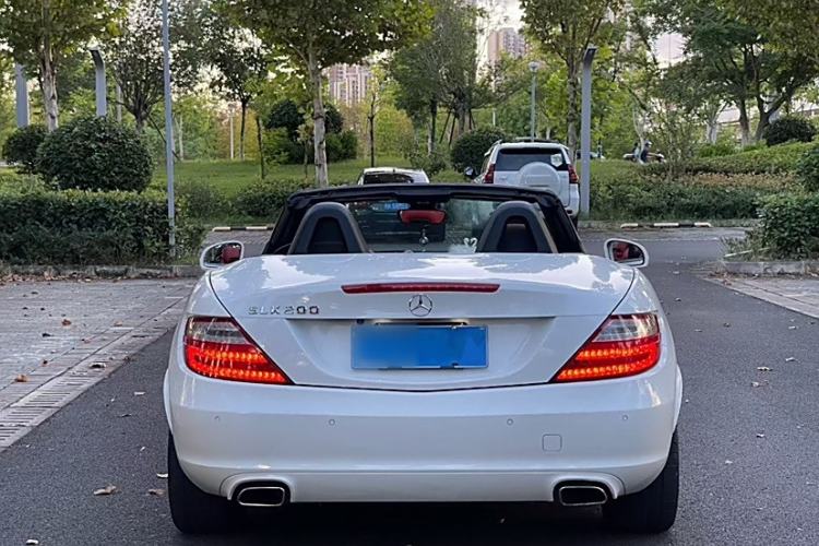 Used Mercedes-Benz SLK-Class 2011 SLK 200 Fashion Model Exterior 5