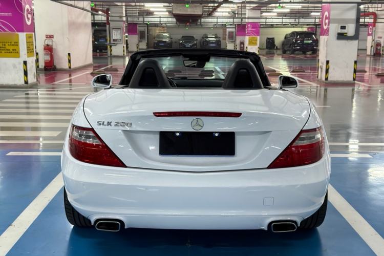Used Mercedes-Benz SLK-Class 2011 SLK 200 Fashion Model Exterior 5
