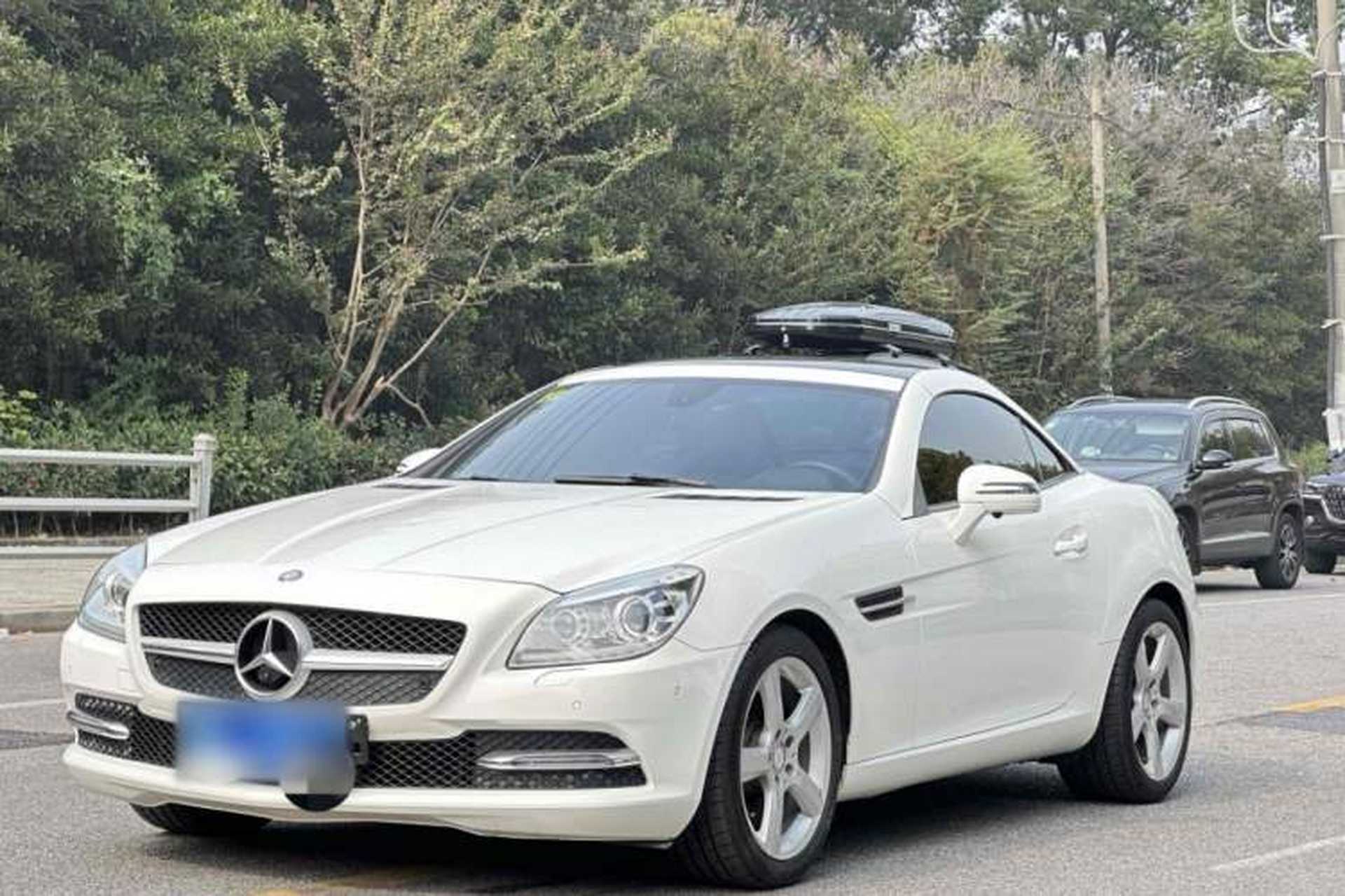 Used Mercedes-Benz SLK-Class 2011 SLK 200 Fashion Model Front Left 45 Deg