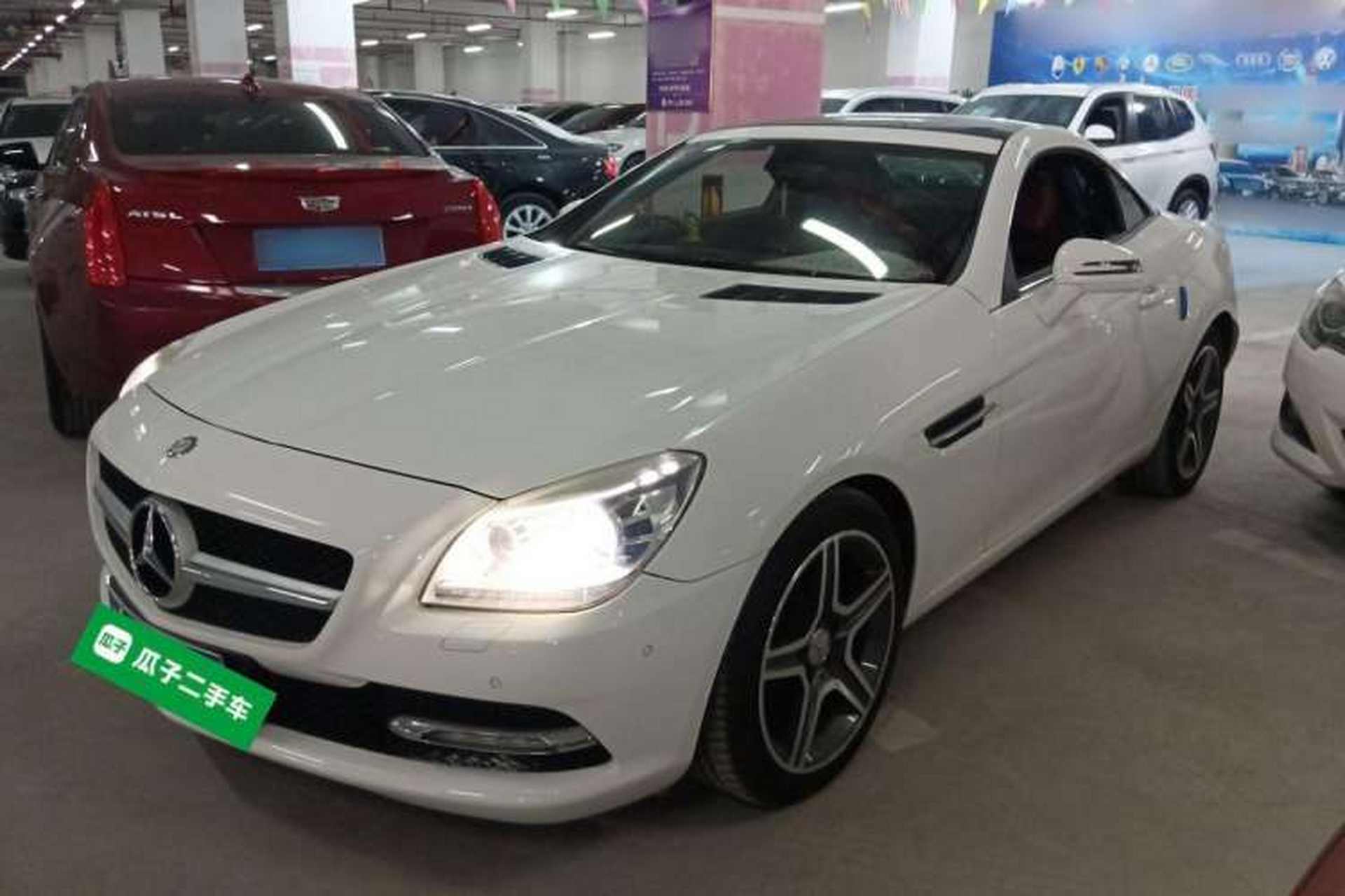 Used Mercedes-Benz SLK-Class 2011 SLK 200 Fashion Model Front Left 45 Deg