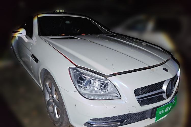 Used Mercedes-Benz SLK-Class 2011 SLK 200 Fashion Model Front Right 45 Deg