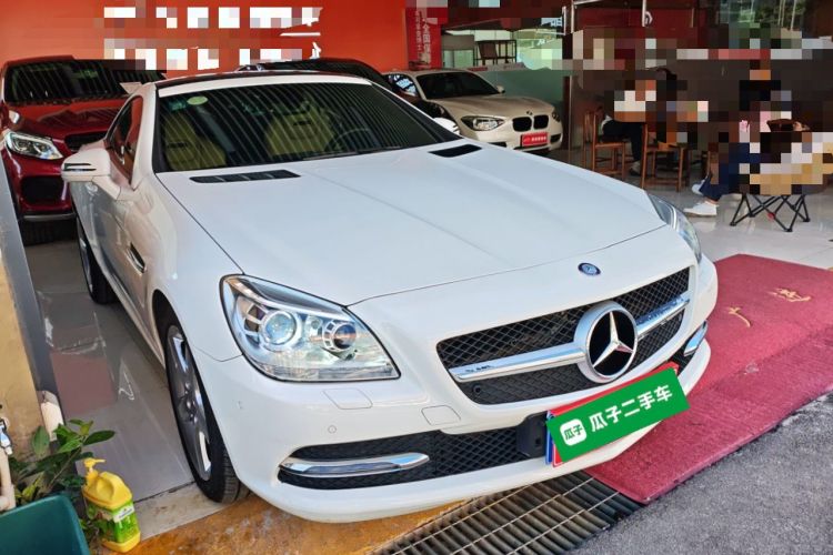 Used Mercedes-Benz SLK-Class 2011 SLK 200 Fashion Model Front Right 45 Deg