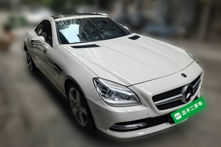 Used Mercedes-Benz SLK-Class 2011 SLK 200 Fashion Model Front Right 45 Deg