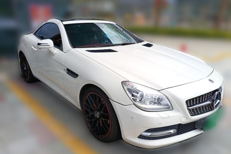 Used Mercedes-Benz SLK-Class 2011 SLK 200 Fashion Model Front Right 45 Deg