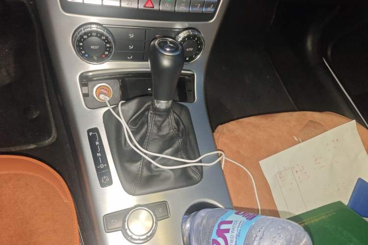 Used Mercedes-Benz SLK-Class 2011 SLK 200 Fashion Model Gear Lever