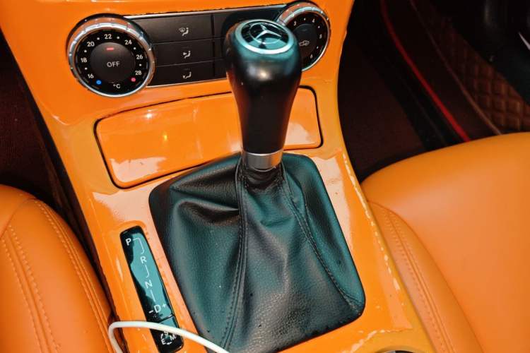 Used Mercedes-Benz SLK-Class 2011 SLK 200 Fashion Model Gear Lever