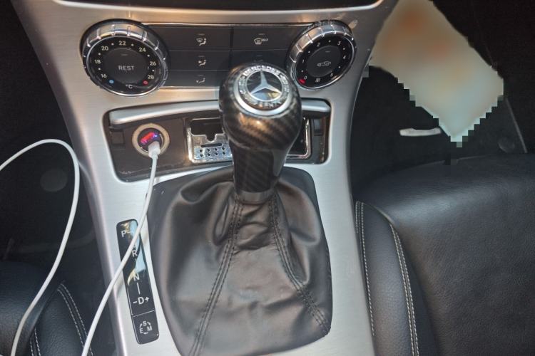 Used Mercedes-Benz SLK-Class 2011 SLK 200 Fashion Model Gear Lever