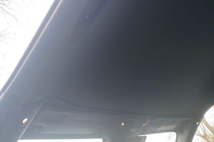 Used Mercedes-Benz SLK-Class 2011 SLK 200 Fashion Model Headliner