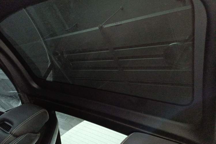 Used Mercedes-Benz SLK-Class 2011 SLK 200 Fashion Model Headliner