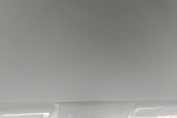Used Mercedes-Benz SLK-Class 2011 SLK 200 Fashion Model Headliner