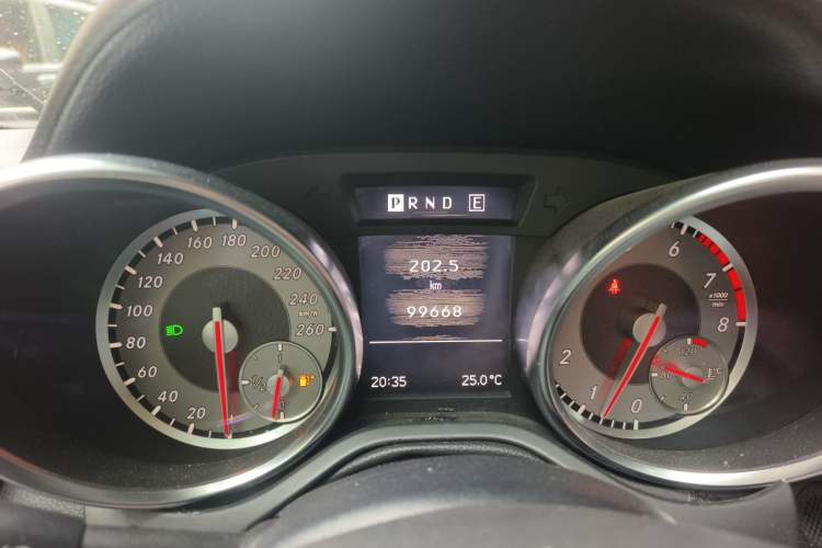 Used Mercedes-Benz SLK-Class 2011 SLK 200 Fashion Model Instrument Cluster