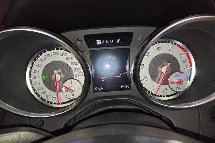 Used Mercedes-Benz SLK-Class 2011 SLK 200 Fashion Model Instrument Cluster