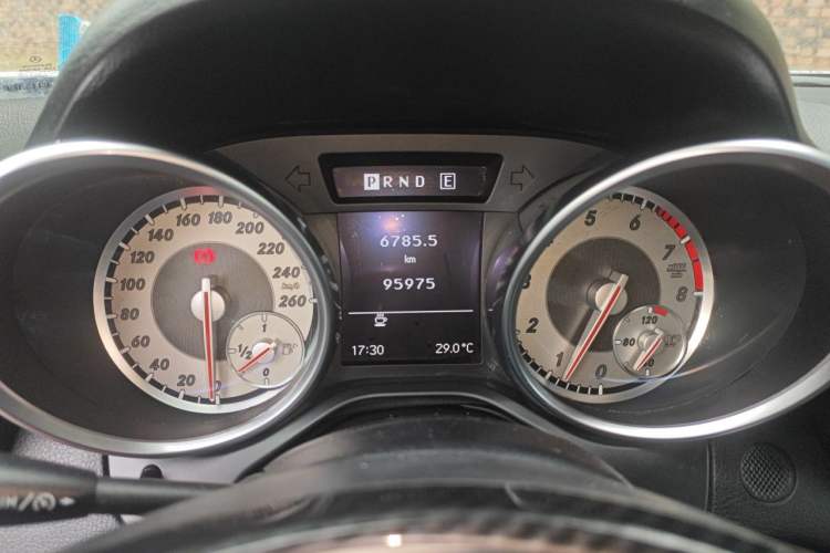 Used Mercedes-Benz SLK-Class 2011 SLK 200 Fashion Model Instrument Cluster