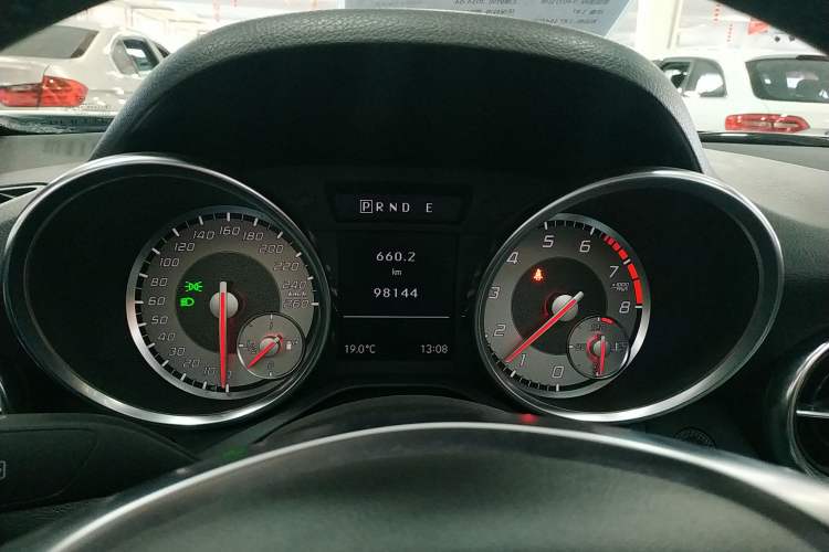 Used Mercedes-Benz SLK-Class 2011 SLK 200 Fashion Model Instrument Cluster