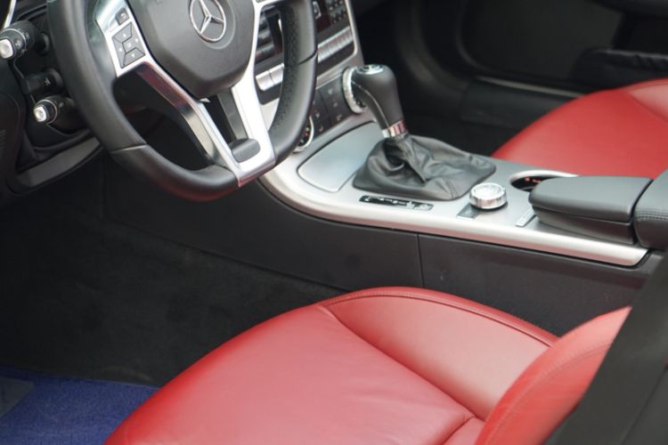 Used Mercedes-Benz SLK-Class 2011 SLK 200 Fashion Model Interior 1