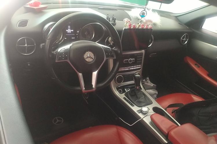 Used Mercedes-Benz SLK-Class 2011 SLK 200 Fashion Model Interior 2