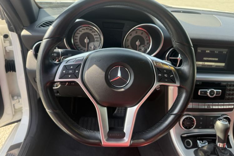 Used Mercedes-Benz SLK-Class 2011 SLK 200 Fashion Model Interior 2