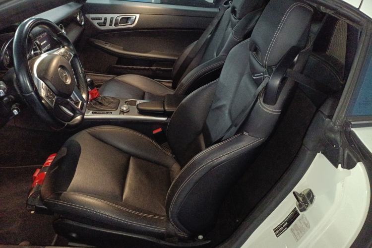 Used Mercedes-Benz SLK-Class 2011 SLK 200 Fashion Model Interior 4