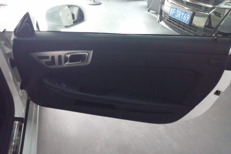 Used Mercedes-Benz SLK-Class 2011 SLK 200 Fashion Model Interior 5