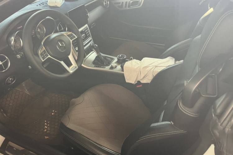 Used Mercedes-Benz SLK-Class 2011 SLK 200 Fashion Model Interior 5