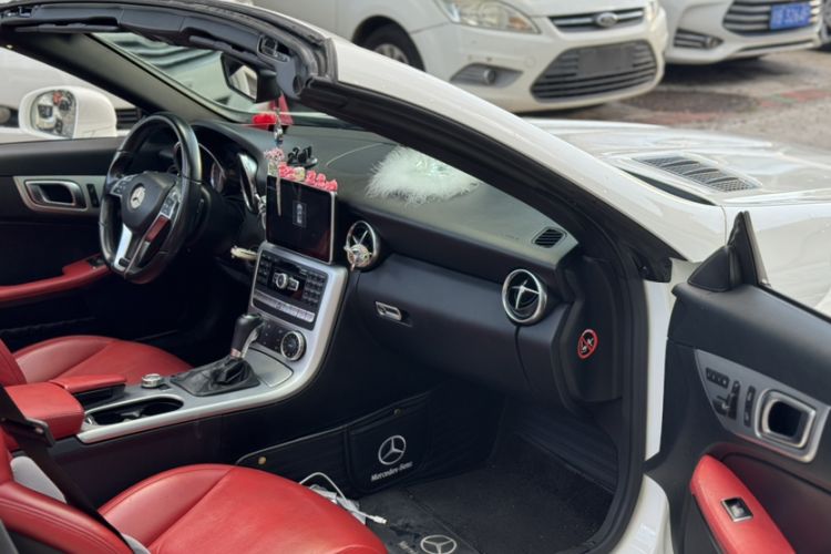 Used Mercedes-Benz SLK-Class 2011 SLK 200 Fashion Model Interior 7