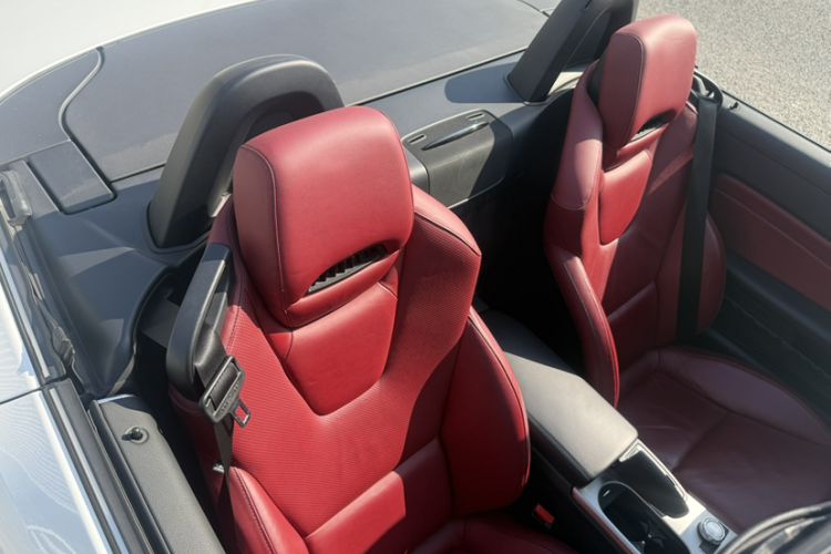 Used Mercedes-Benz SLK-Class 2011 SLK 200 Fashion Model Interior 8