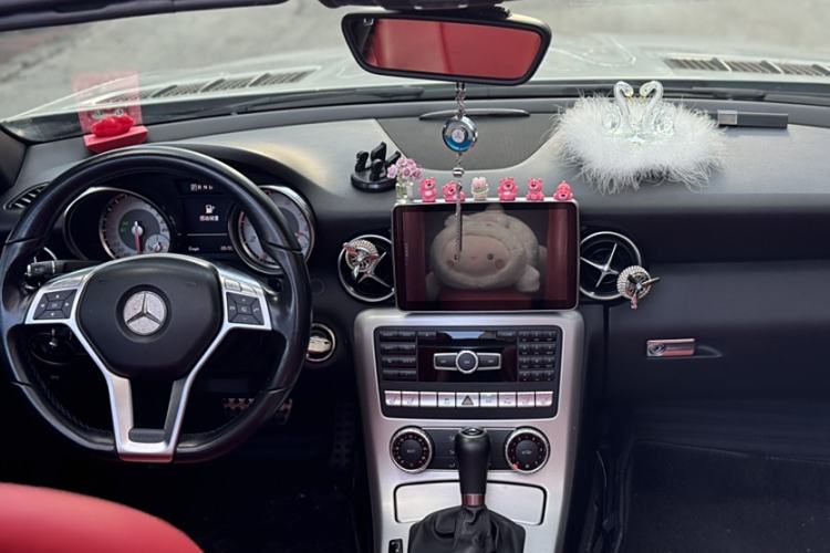Used Mercedes-Benz SLK-Class 2011 SLK 200 Fashion Model Interior 9