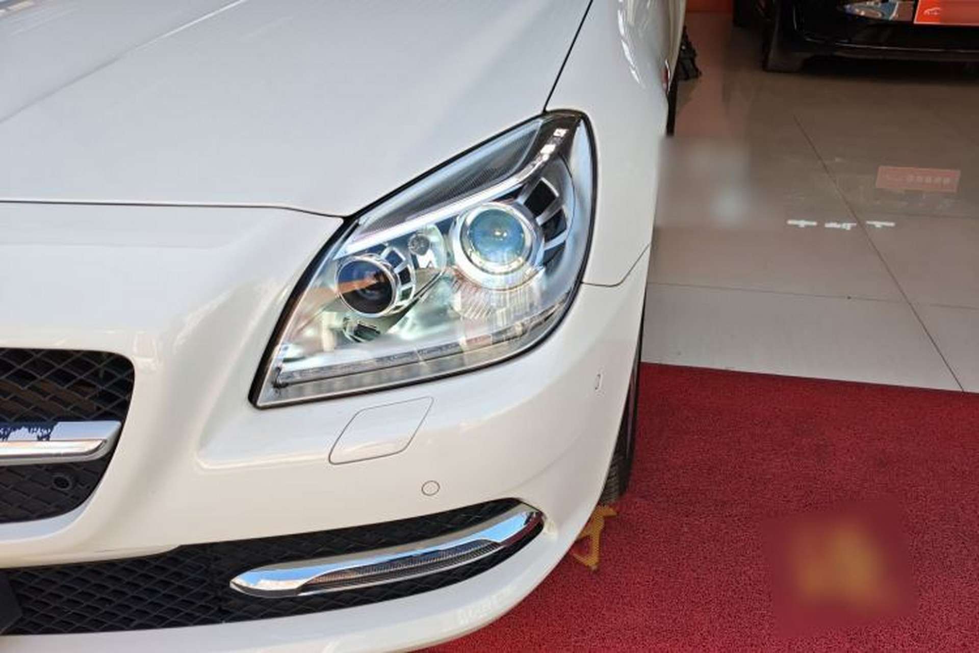Used Mercedes-Benz SLK-Class 2011 SLK 200 Fashion Model Left Front Headlight