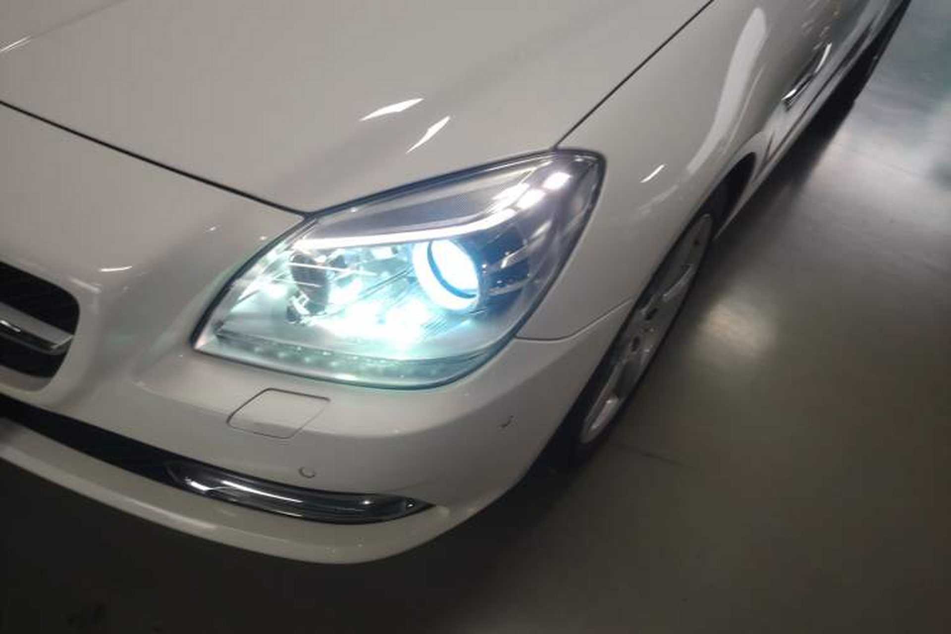 Used Mercedes-Benz SLK-Class 2011 SLK 200 Fashion Model Left Front Headlight