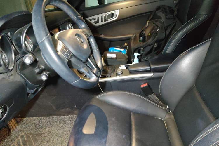 Used Mercedes-Benz SLK-Class 2011 SLK 200 Fashion Model Left Front Seat